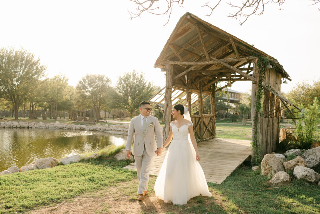 Outdoor Weddings - Bride & Groom Portraits