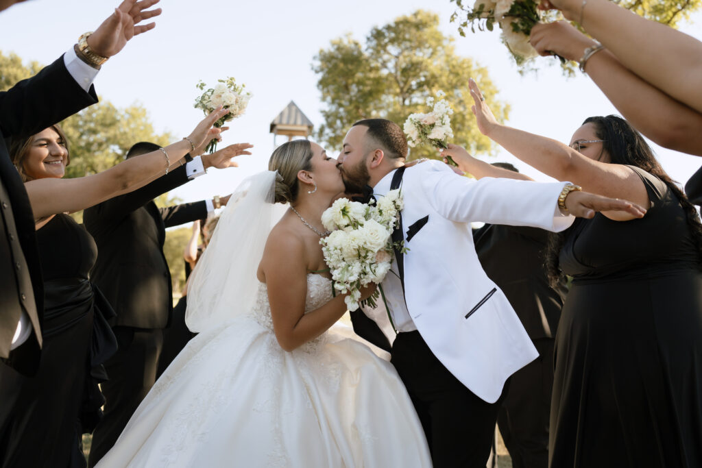 Outdoor Weddings - Bridal Party