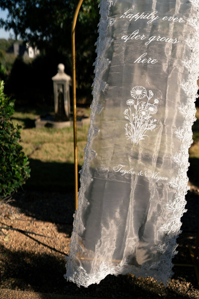 Outdoor wedding photography Texas