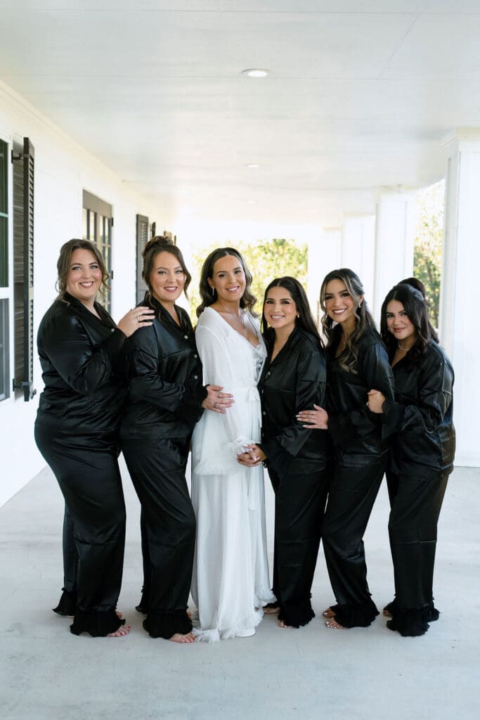 Bridal party at Boerne Texas wedding
