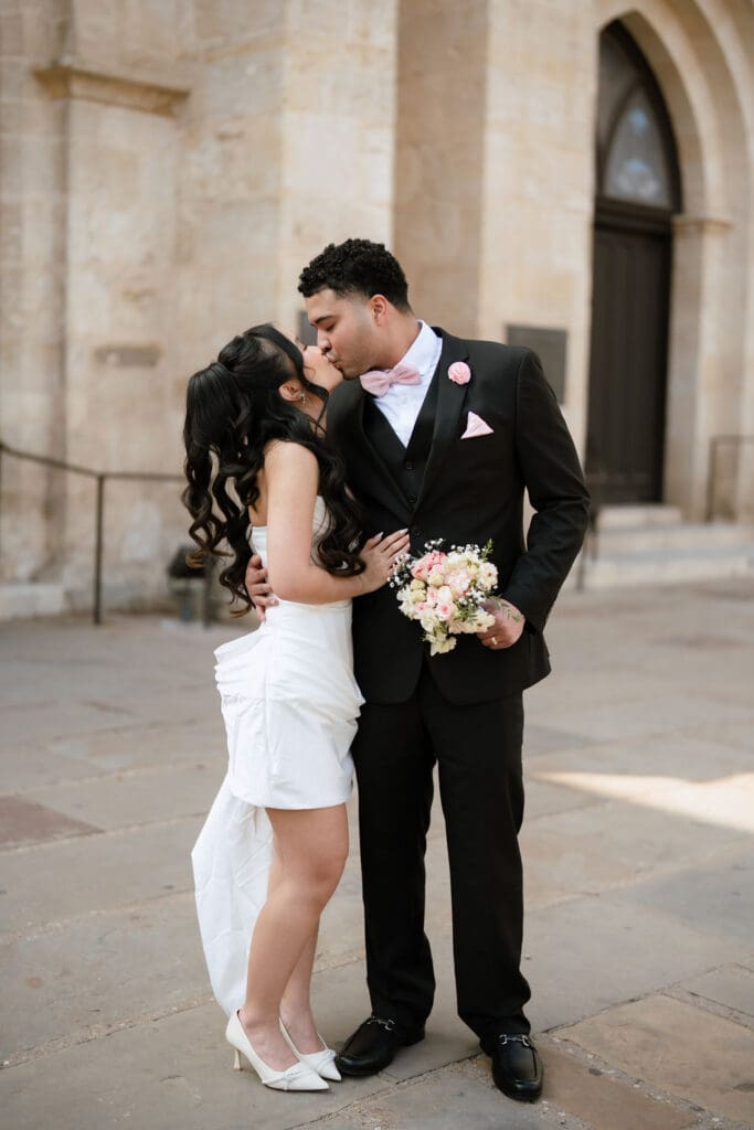 San Antonio wedding photographer Andrea Jang photographing couple at courthouse wedding in Texas