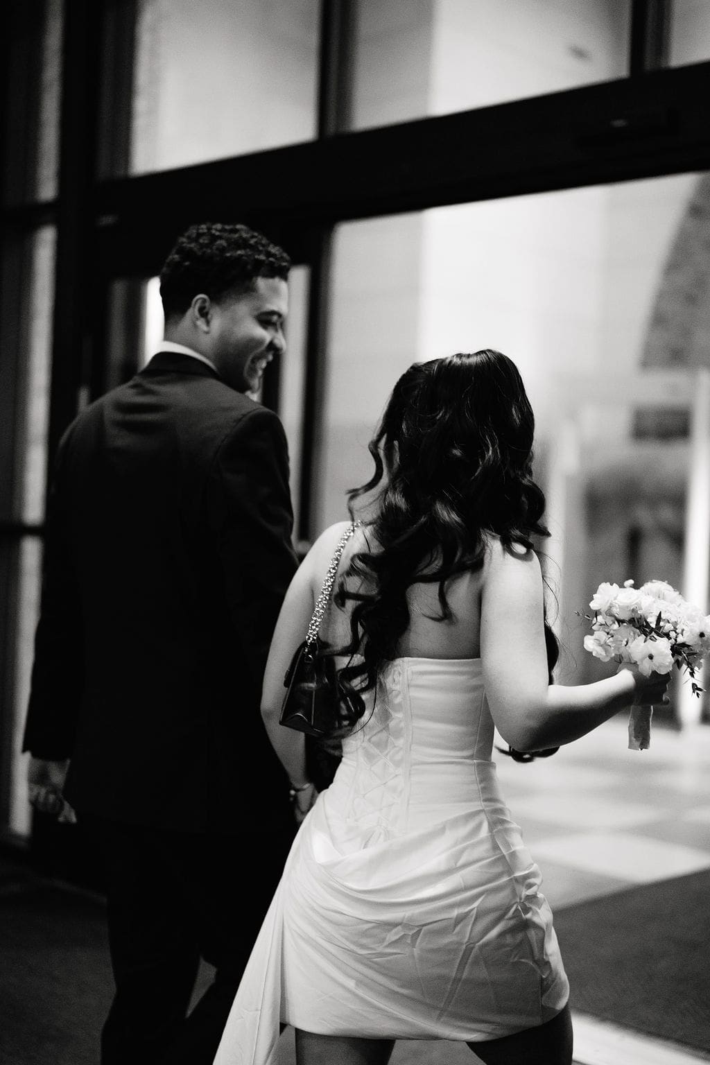 San Antonio wedding photographer Andrea Jang photographing couple at courthouse wedding in Texas