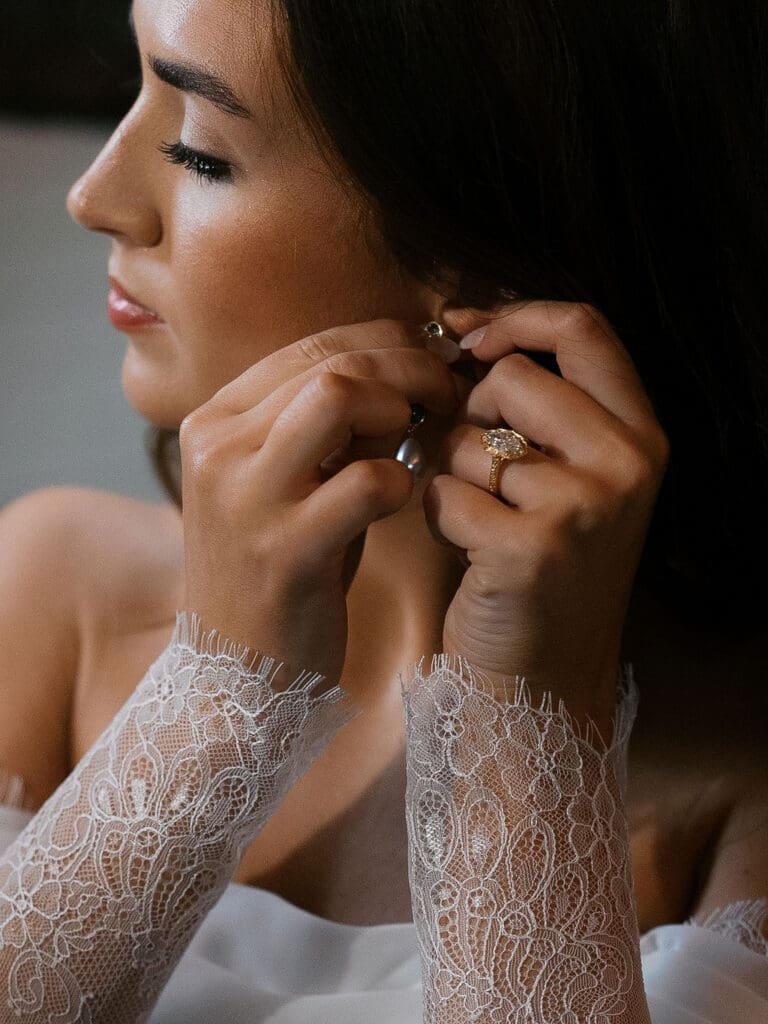 Bride getting ready on a rainy spring wedding morning in Austin Texas